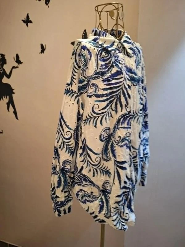 Camisa de algodón estampada y bordados ingleses – photo 3